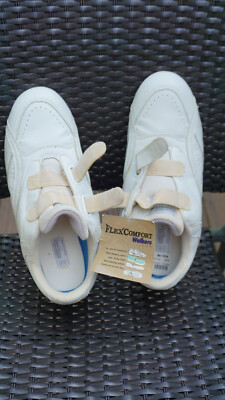 New white Flex Comfort Walkers Men's Size 9.5 Wide Width
