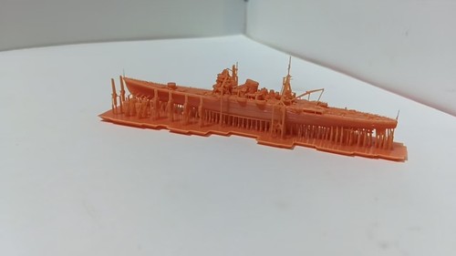 1/2000 Japan Tone-class Heavy Cruiser - Picture 4 of 4
