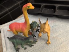 Imperial Dinosaur  Greenbrier  Un Branded  Major Trading Lot Of 4