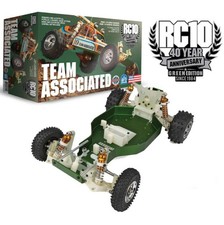RC10 40TH ANNIVERSARY GREEN MASTERS EDITION KIT TEAM ASSOCIATED