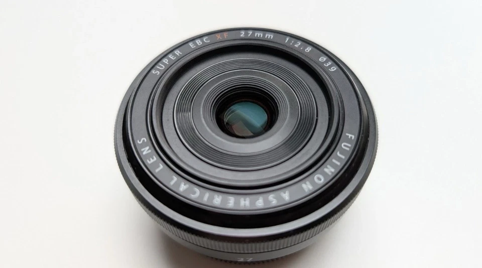 FUJIFILM FUJINON XF 27mm F/2.8 OIS Lens - Fantastic Condition - Image 2 of 4