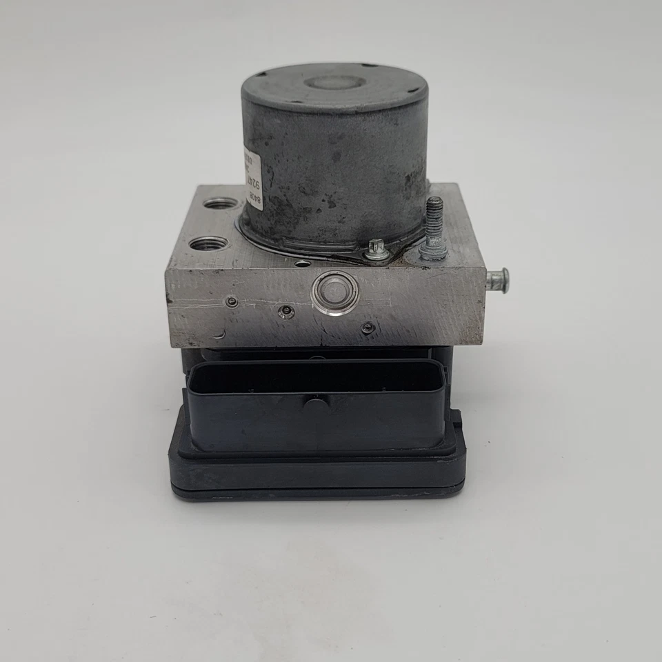 Chevrolet Camaro 2017 ABS unidad de control de bomba de bloqueo de frenos OEM 84089247 Foto 3 de 4