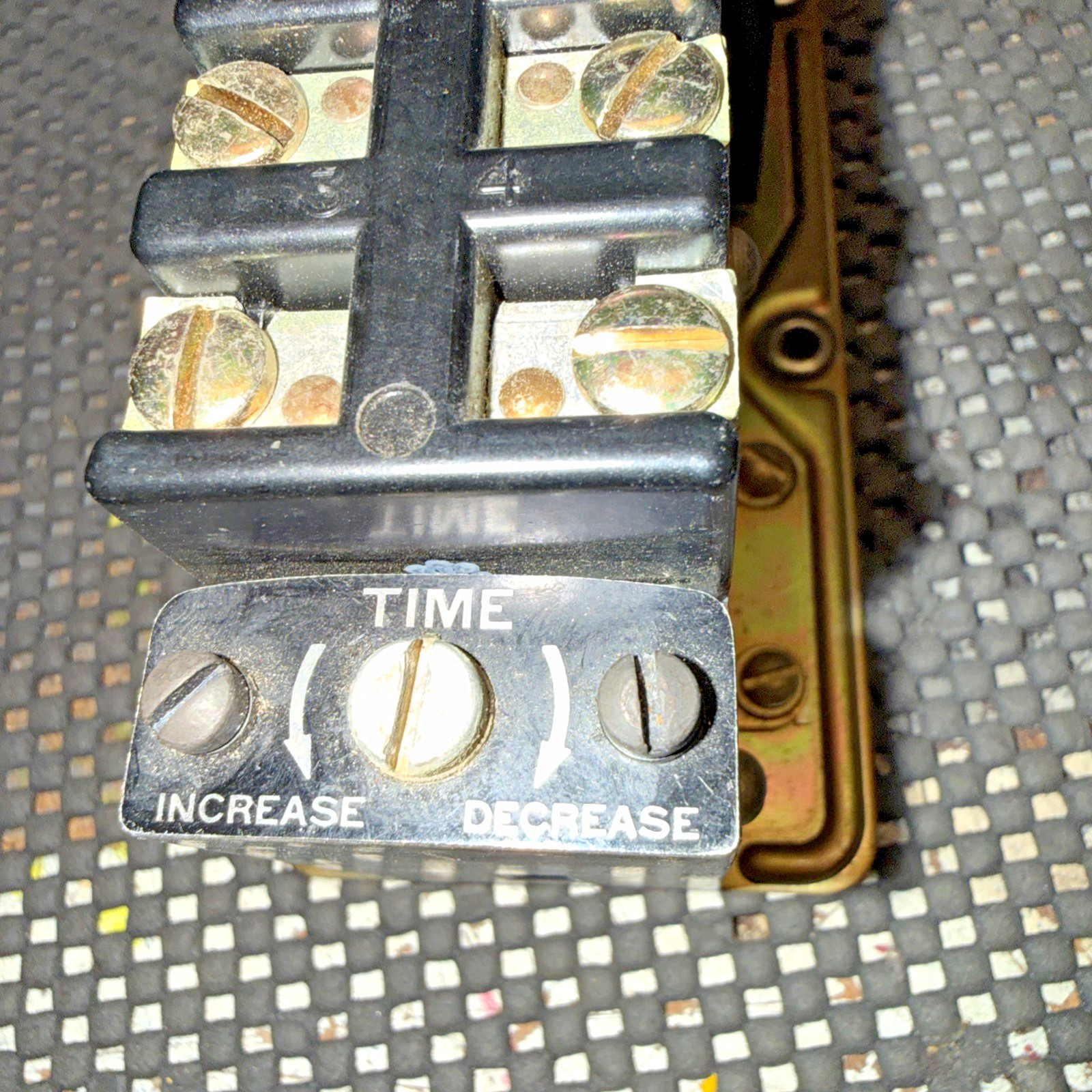 Allen Bradley Time Delay ON Drop-Out Relay 849-ZOD331 Series B