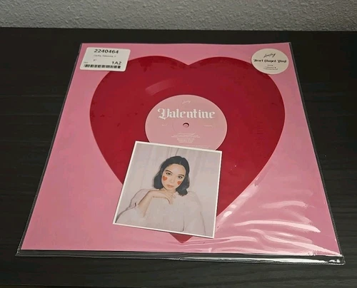 LAUFEY Valentine Heart Shaped Vinyl Limited Edition LE /5000 [SHIPS NOW!] 🆕 ✅