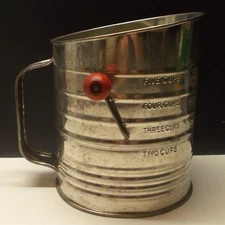 Vintage Bromwells 5 Cup Hand Crank Sifter Farmhouse U.S.A.