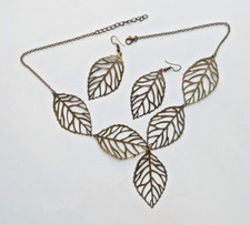 Leaf Design Filigree Necklace Earring Set & Multicolour Bracelet VGC Easter?