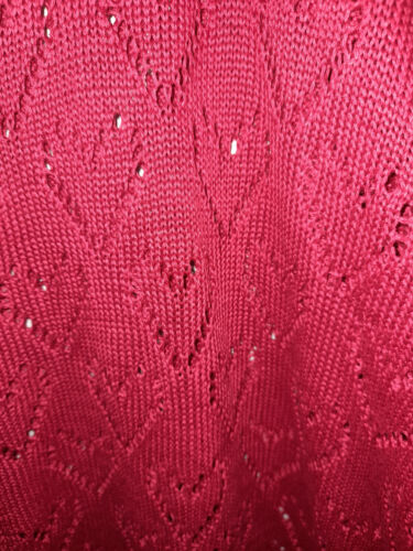 sehr schöner Cardigan....weinrot...Gr. 50/52/54/56...Lesen