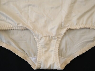 NEW Hanes Her Way VTG Y2K 90s Silky Control High Cut Brief
