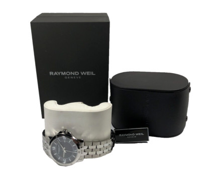 Raymond Weil, Tango Stainless Mens Watch. Near Perfect. with MFG Box.