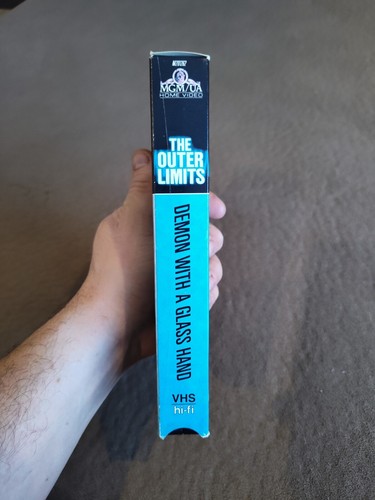 The Outer Limits: "Demon with a Glass Hand" (VHS, 1988) TV Episode - Picture 4 of 10