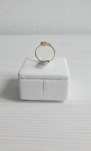 Genuine 750 18k Yellow Gold Ring Band Simple Dainty Sunflower 1.4g Size 6.25 NEW - Picture 3 of 7