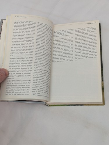 LENINGRAD A GUIDE By Pavel Kann Hardcover Book 1984 - Picture 6 of 7
