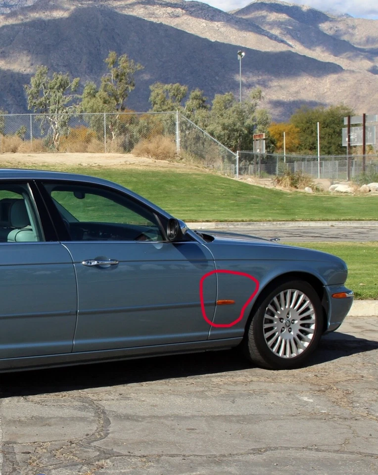 JAGUAR XJ8 XJR VANDEN PLAS FENDER SIDE MARKER LIGHT RH 2004-2005 OEM PASSENGER - Image 3 of 3