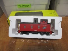 Amer Models 7507 C&NW (5/9/22) Hirail wheels and scale couplers