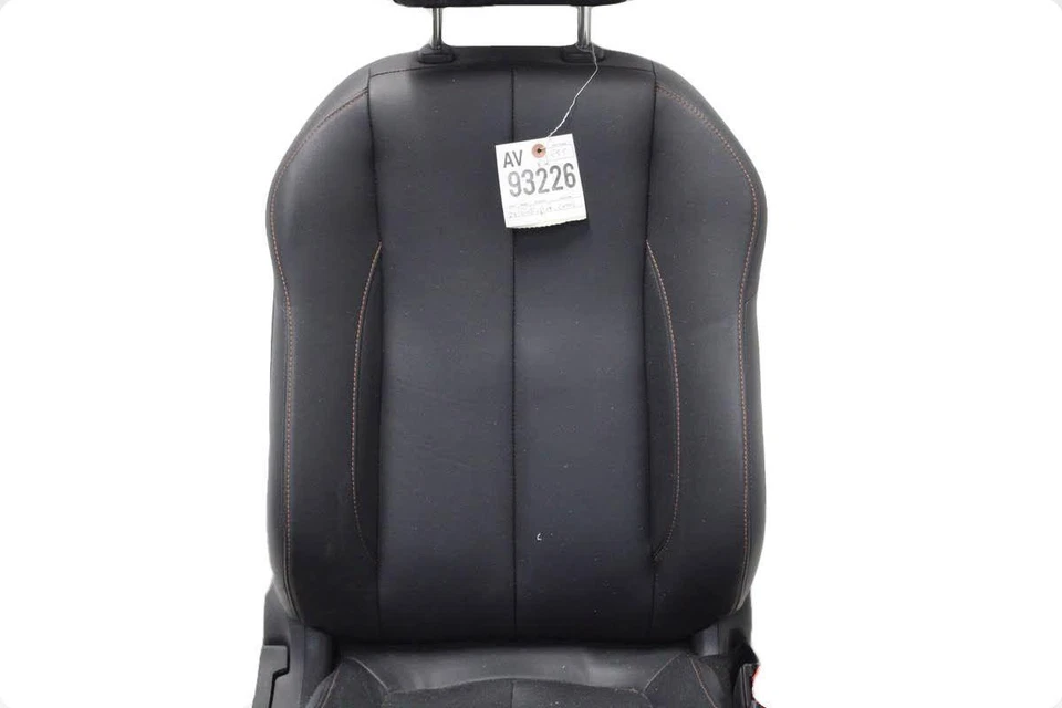 Front Seat MITSUBISHI ECLIPSE CROSS 21 - Imagem 3 de 4