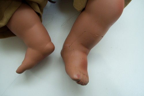 Vintage Native American Indian Doll Porcelain Head Arms & Feet Heavy & 20" Tall - 第 5/8 張圖片