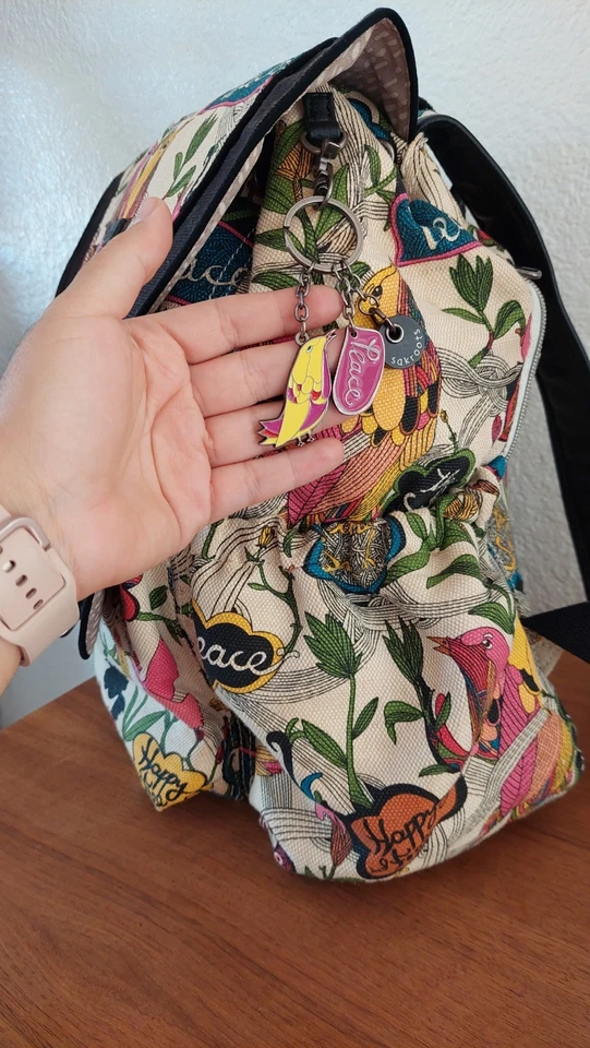 Mochila Sakroots Artista Círculo Solapa Pájaro Estampado Floral Cordón El Sak  Foto 4 de 4