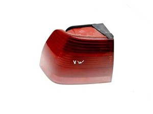 VW BORA 1J2 Rücklicht hinten links 1J5945095P 1.90 Diesel 81kw 2001 20539133