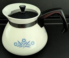 VINTAGE Corning Ware Blue Cornflower 6 Cup Coffee/Tea Pot Kettle with Lid.