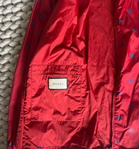 Gucci Red Nylon Bee & Star Hooded Windbreaker Jacket Size 56 XL image 3