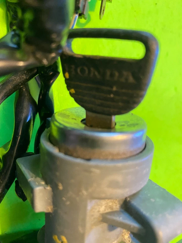 Interruptor de encendido Honda Civic 1996-2000 cilindro de bloqueo con llave OEM  Foto 4 de 4