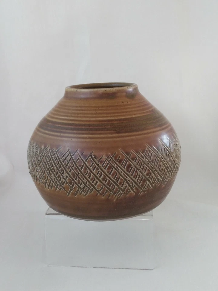 Studio Pottery, Bob Park, Culloden Pottery, Scottish Stoneware Vase - Image 3 of 4