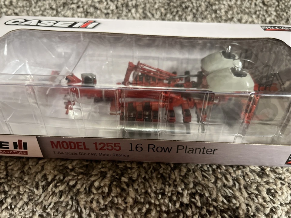 2024 SpecCast 1:64 Case IH 1255 16-Row Planter NEW! ZJD 1741 - Image 3 of 4