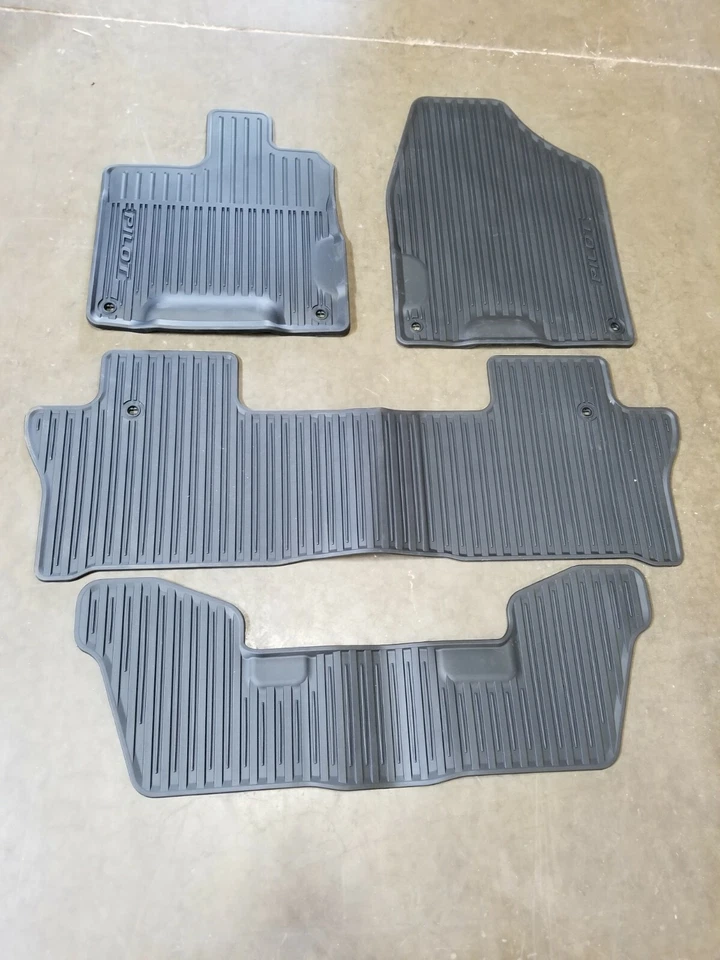16-22 Honda Pilot All Weather Rubber Floor Mat Set New Genuine OEM 08P17-TG7-101 - Image 2 of 4