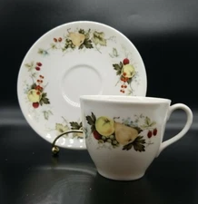 Royal Doulton MIRAMONT Flat Cups & Saucers ENGLAND 