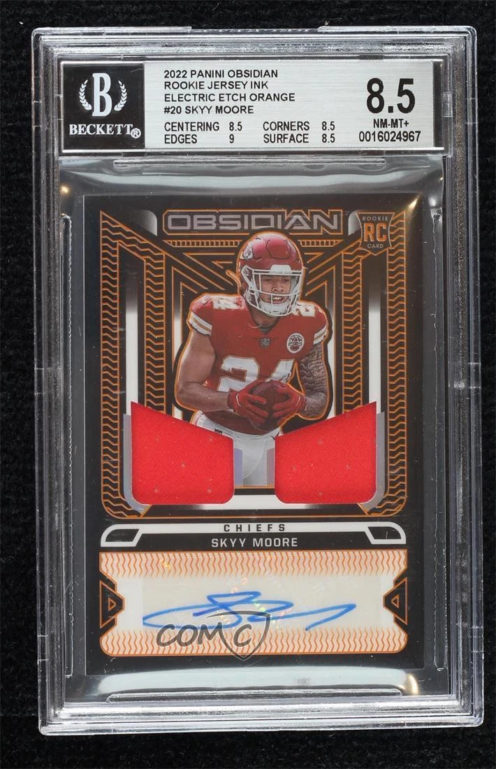 Skyy Moore Panini Obsidian Rookie Jersey Ink #RJISMO Electric Etch Orange