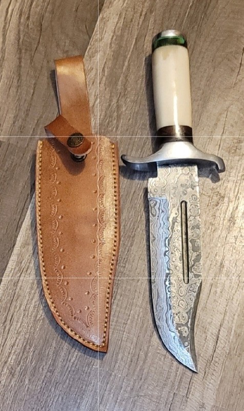 Damascus Steel Hunting Bowie Knife 