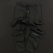 Fear of God Essentials Relaxed Black Sweatpants Mens  Medium Jogger Cuffed Ankle
