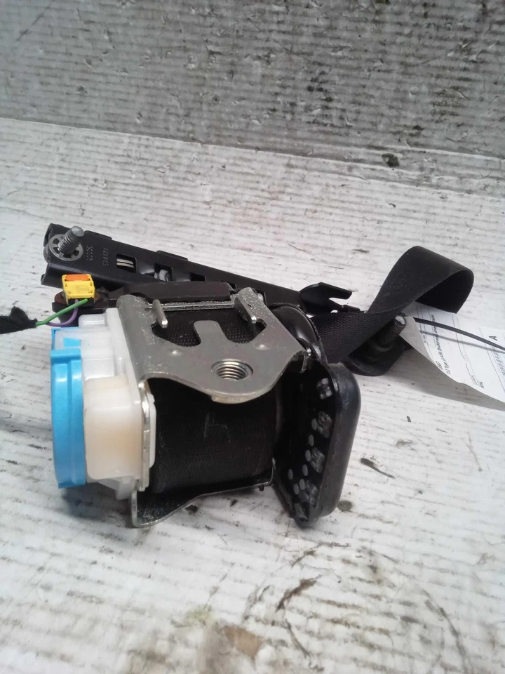 2015 Mercedes-Benz CLA-Class Grey Seat Belt OEM 1178601385 62K Miles Foto 3 de 4