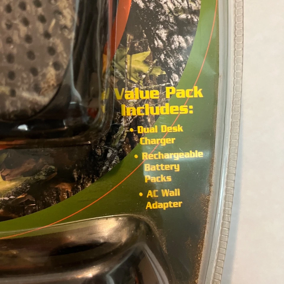 Midland 2 Two-Way Radio Pair, Mossy Oak Rechargeable 22 channels alerts NEW NIP - Image 4 of 4