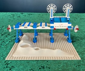 LEGO Space Supply Station 6930 * Complete w/ Mini-Figs & Printed Manual * 1983