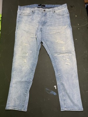 Sean John Men s Blue Light Wash Distressed Slim Fit Skinny 5-Pocket Jeans