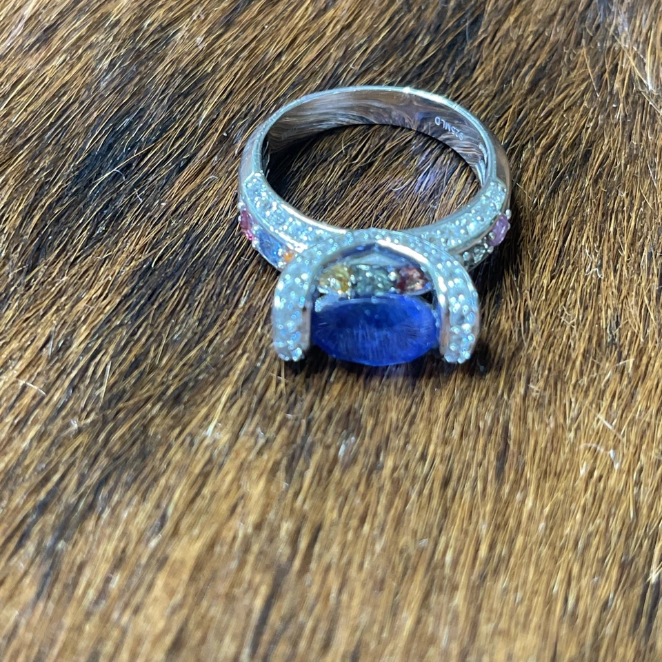 Anillo Victoria Wieck Plata de Ley Multicolor Zafiro y Circón Blanco talla 8.75 Foto 2 de 4