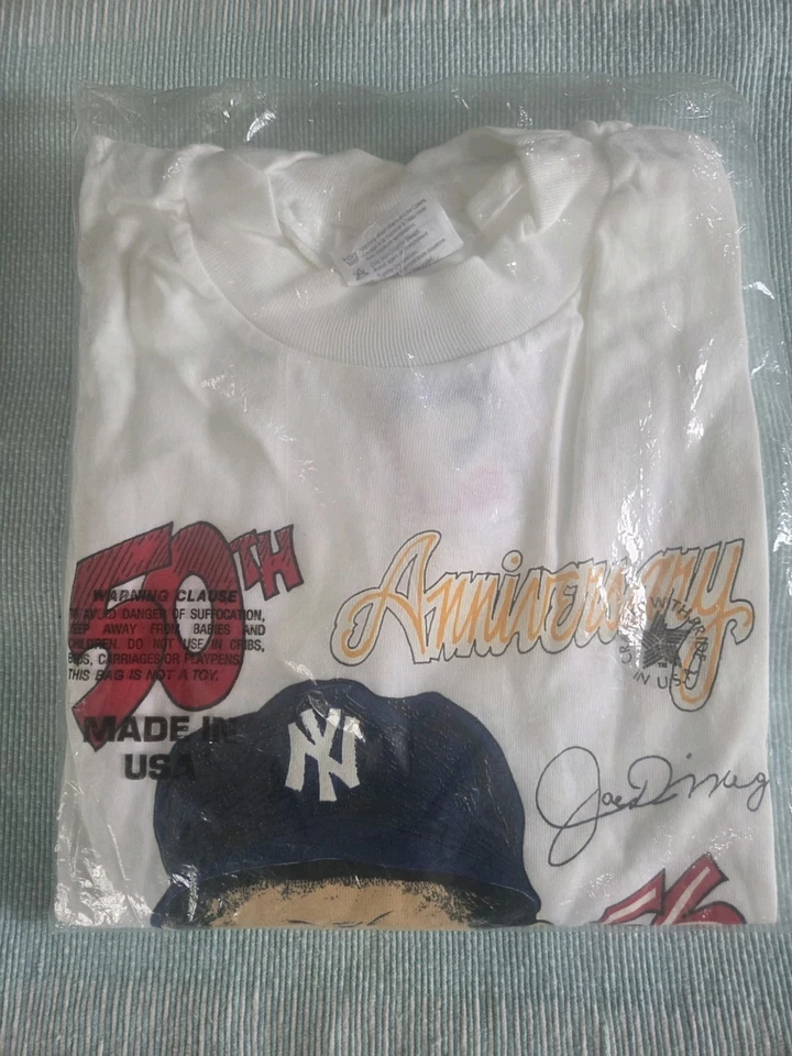 CAMISETA VINTAGE Joe DiMaggio 50 Aniversario ¡SIN ABRIR EN BOLSA SELLADA! Foto 2 de 2