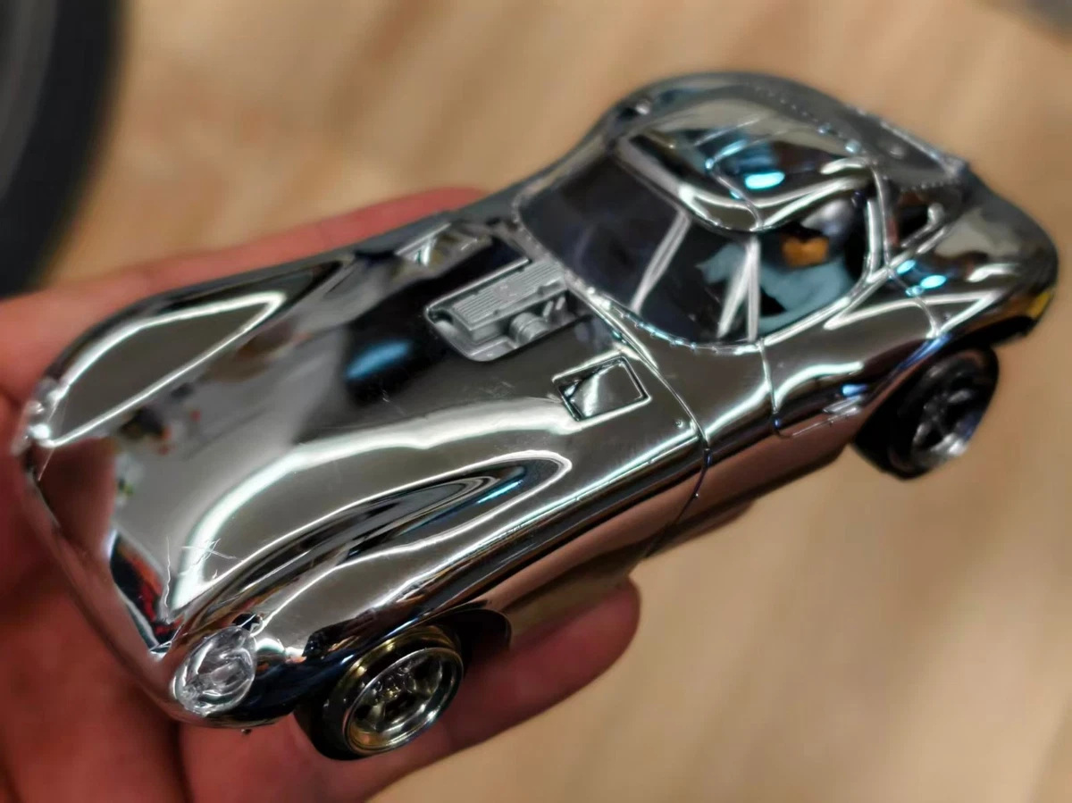 Carrera Digital 30648 – Bill Thomas Cheetah Aluminium Chrome, éclairage NEUF