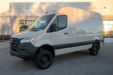 2026 Mercedes-Benz Sprinter 2500 High Roof I4 Diesel HO 144 RWD