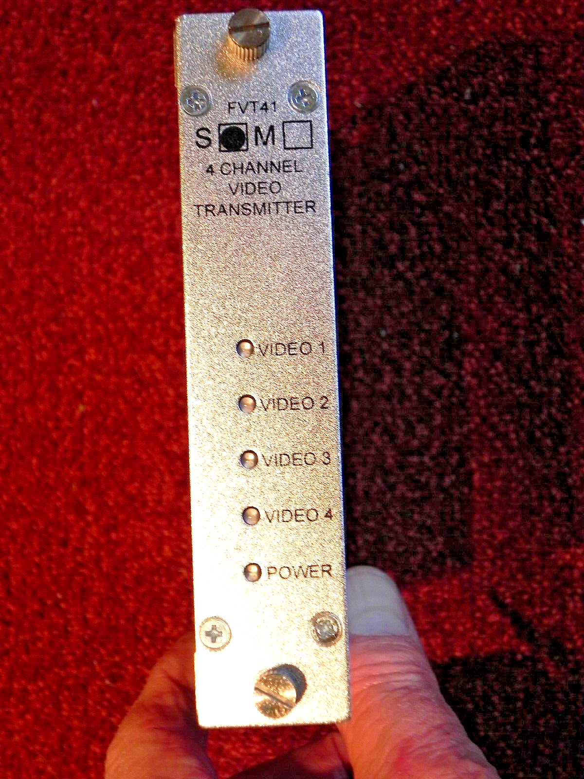 COMNET FVT401 4-CHANNEL 10-BIT DIGITALLY ENCODED SHORT-HAUL VIDEO MULTIPLEXER