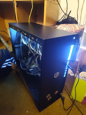 Gaming PC Great Specs, Comes With Free Oculus Quest 2  