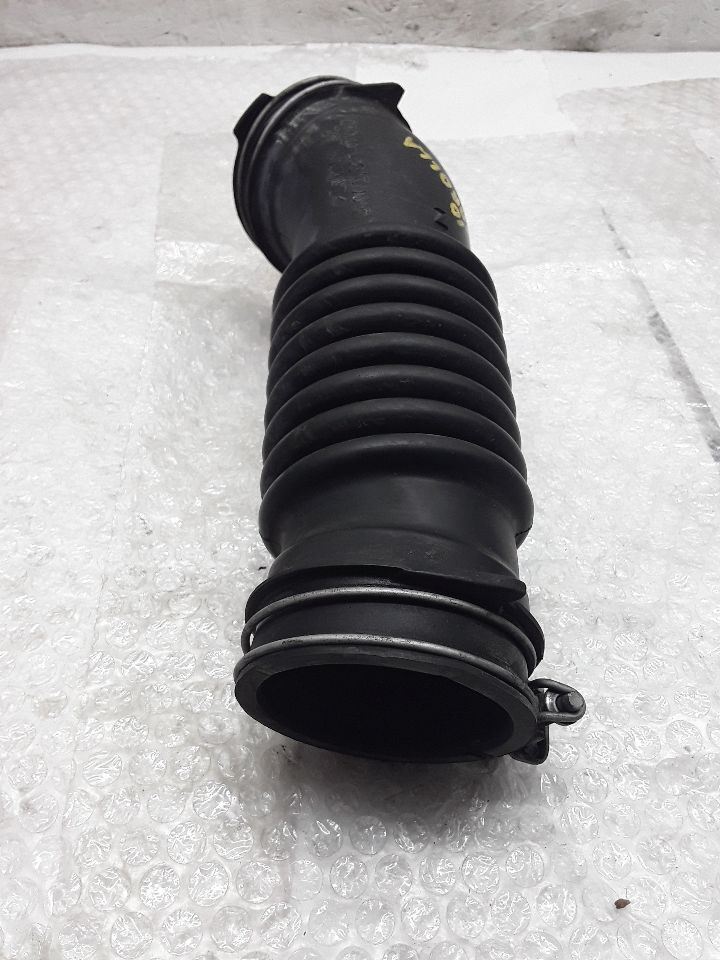 Air Intake Cleaner Hose Tube Duct 1.8L 09-19 COROLLA 17881-0T040 Z