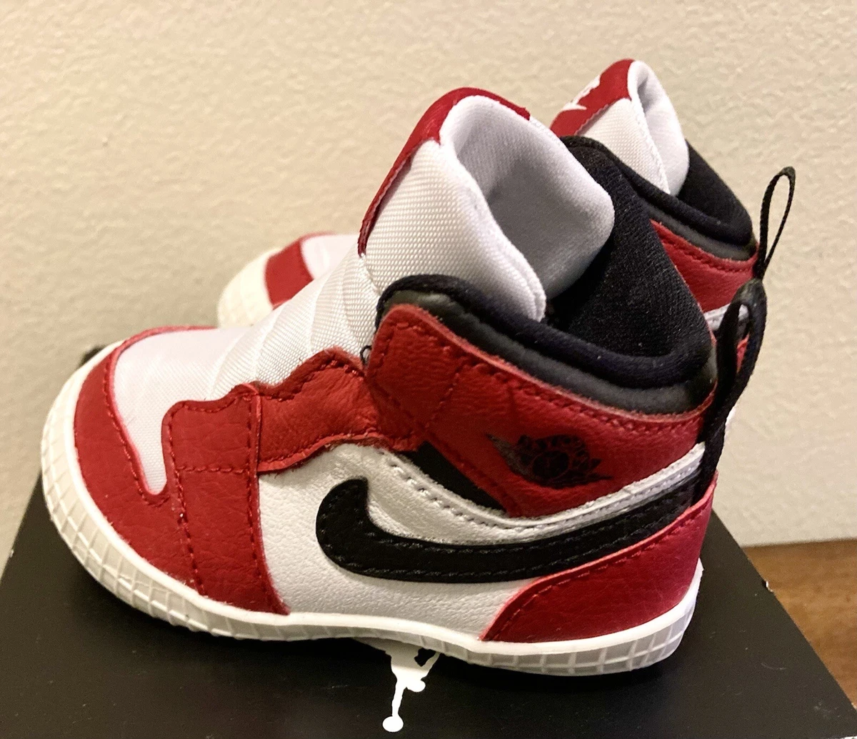 Nike Air Jordan 1 AT3745-163 Chicago Crib Bootie White Black Red Baby New Size 3