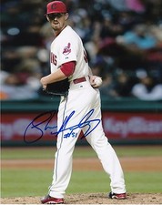 SHAWN ARMSTRONG  CLEVELAND INDIANS   ACTION SIGNED 8x10