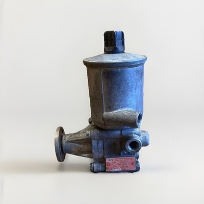 Mercedes-Benz W124 Power Steering Pump 210466041 From OM606 NA 110