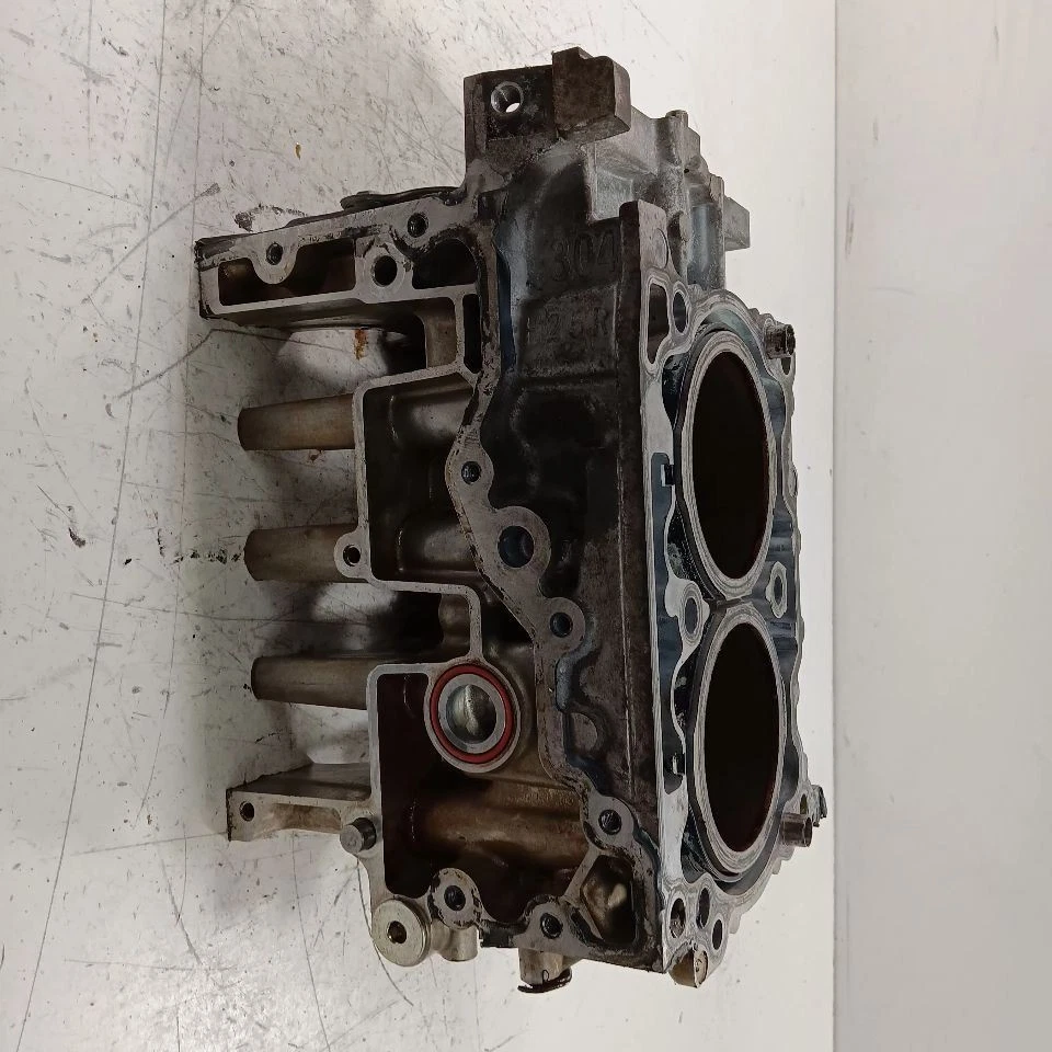 Passenger Right Side Engine Cylinder Bare Block 2.5L Fits 17-18 Subaru Forester - Image 4 of 4