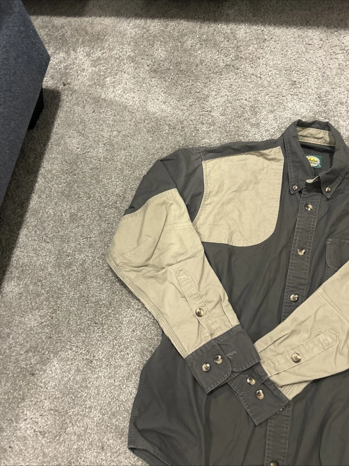 Cabelas Shirt Medium Shooting Hunt Long Sleeve Button Shoulder Pad - Image 2 of 4