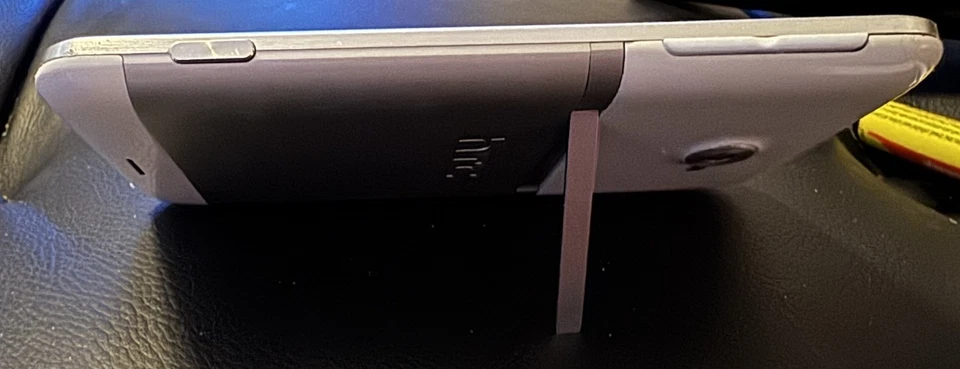 HTC EVO APX325C (Sprint) 16GB Fast Ship Very Good Used Works Well White RARE!! - Image 4 of 4