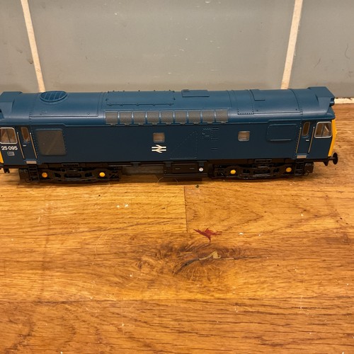 Bachmann Spur O 32-400DS BR blau Class 25 Nr.25095 - DCC Sound | Zustand: Used